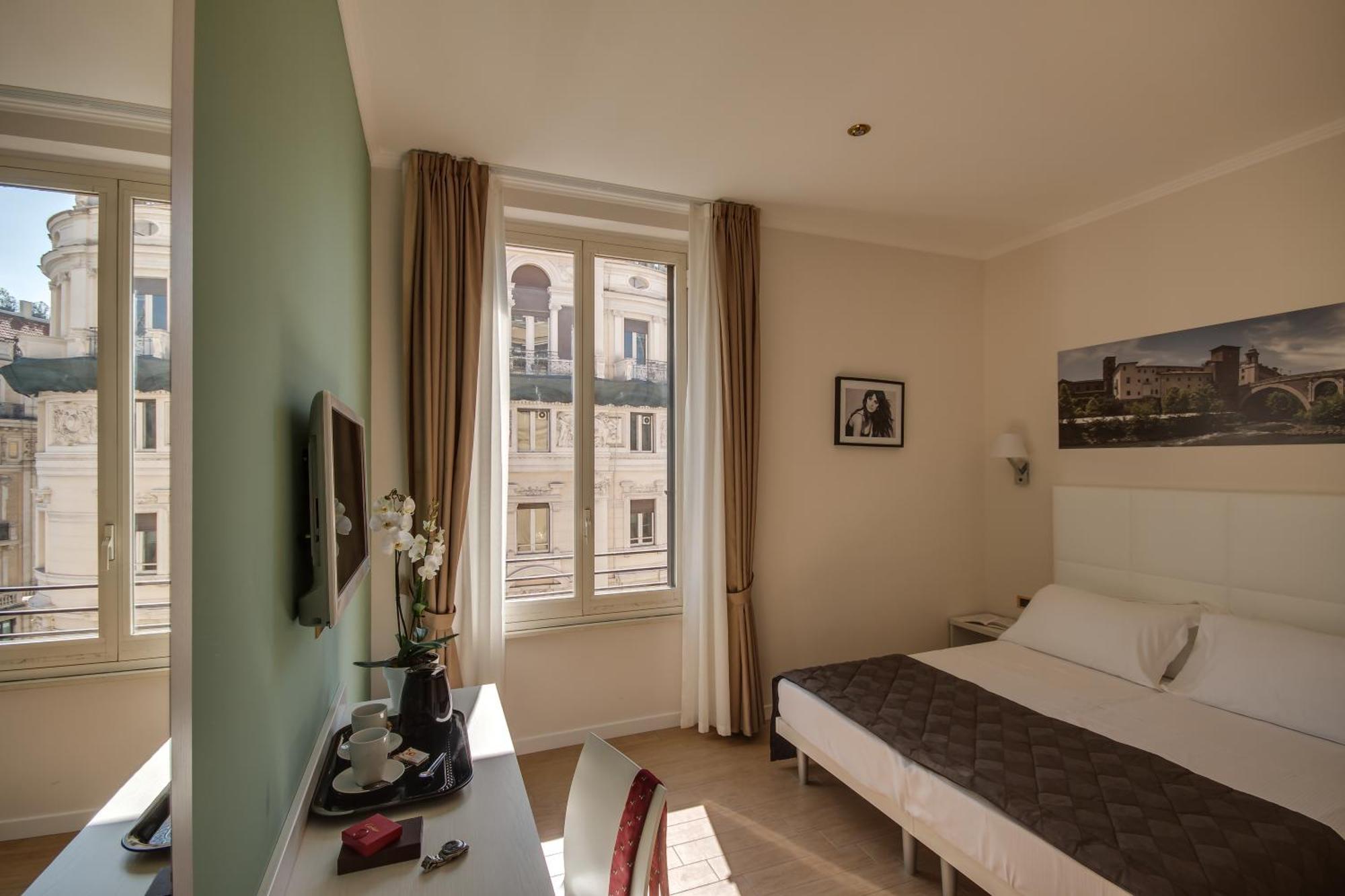 Pensionat Piazza Di Spagna Comfort 3*
